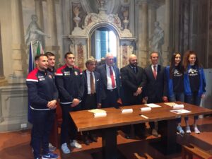 immagini dei testimonial del progetto gioca in anticipo contro il tumore durante la presentazione